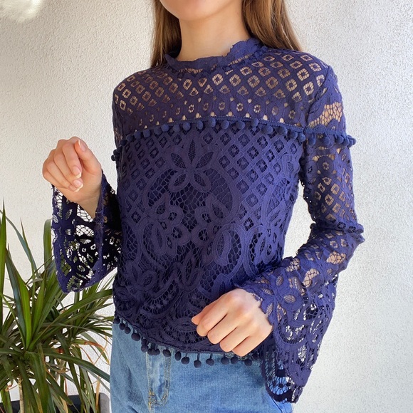 70s style lace mock neck (crosslist on depop) - Picture 1 of 4